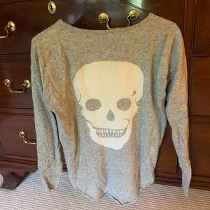 Cashmere project gray skull sweater